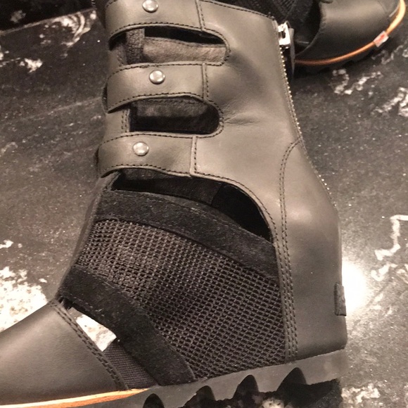 Shoes - Picture 3 of 5